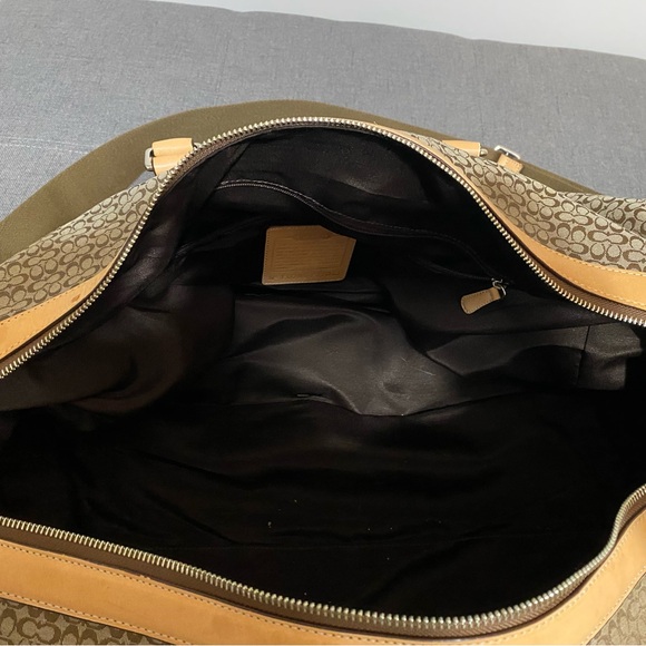 Large Coach duffel - Picture 3 of 4
